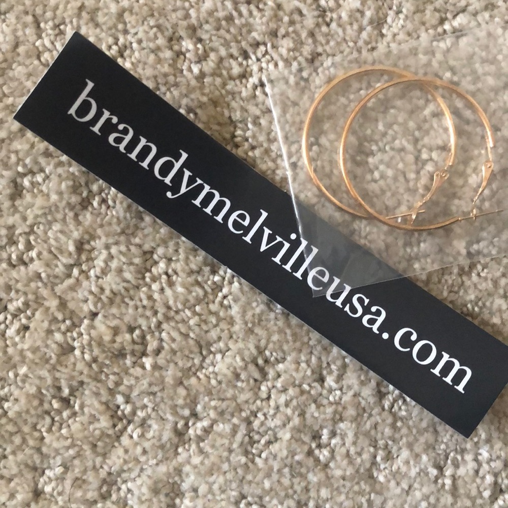 Golden Oversize Hoop Earrings - Medium - Picture 3 of 3